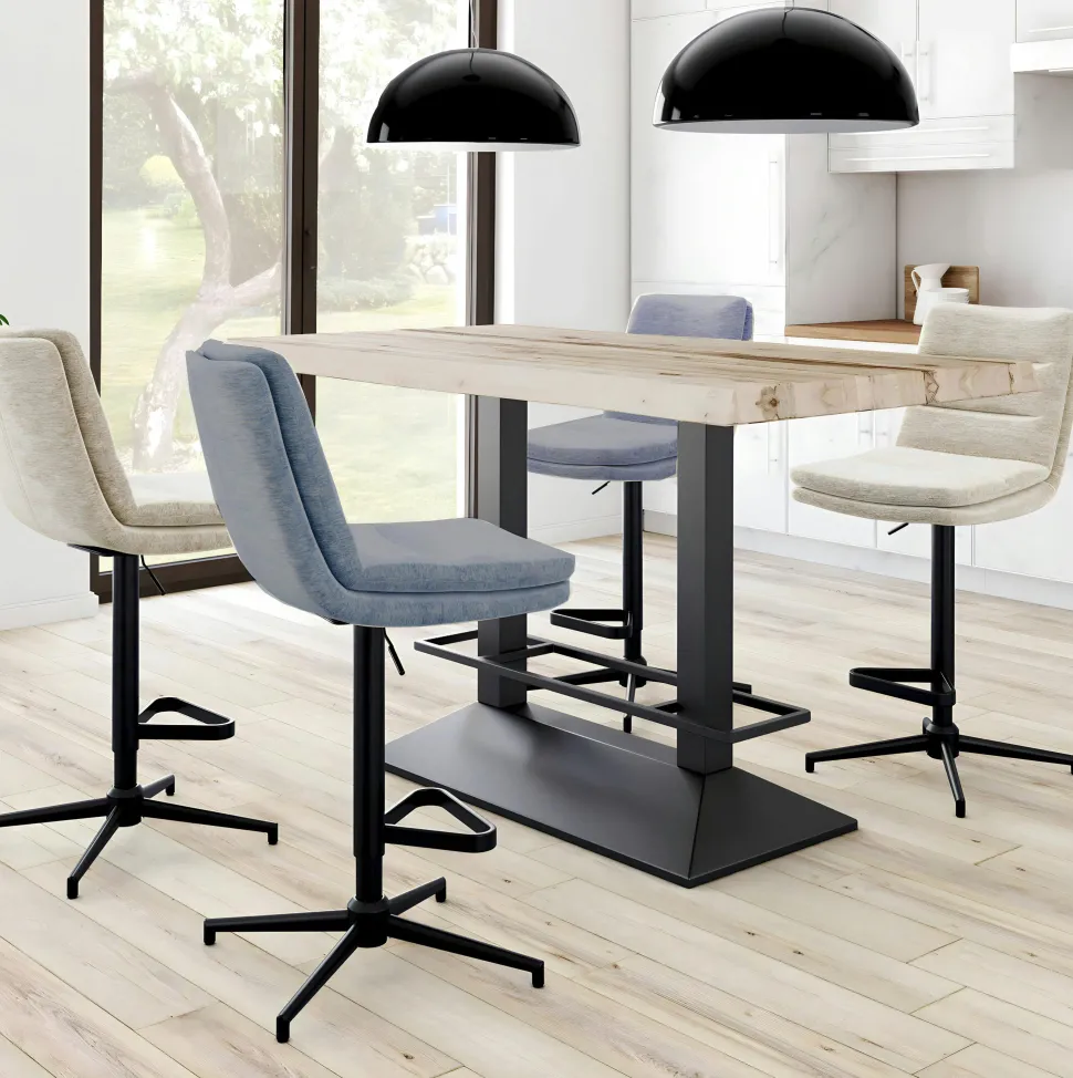 Chaise de bar en velours doré à double coussinage (lot de 2) OKA