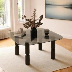 Table basse carrée en verre - pieds bois sculpté BOMA