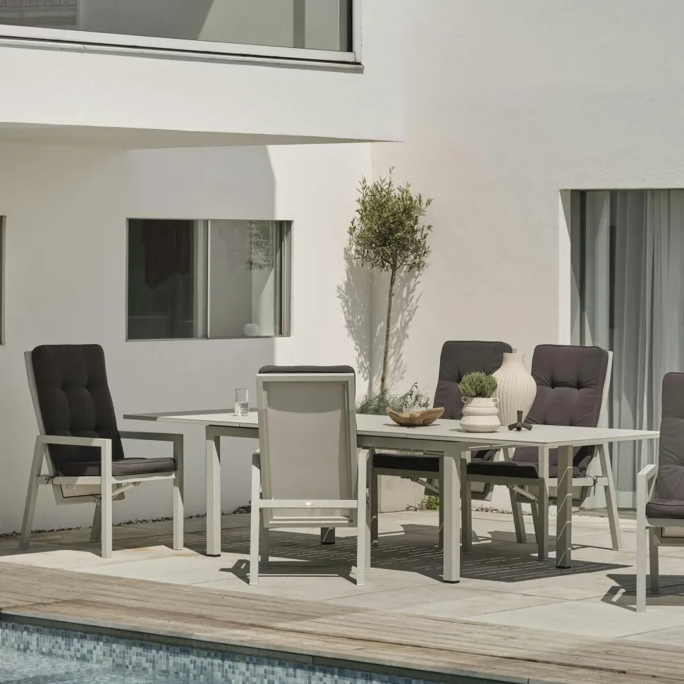 Table de jardin extensible en aluminium gris sable 194/314 cm OSLO